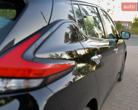 Черный Ниссан Лиф, объемом двигателя 0 л и пробегом 28 тыс. км за 21000 $, фото 17 на Automoto.ua