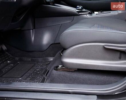 Черный Ниссан Лиф, объемом двигателя 0 л и пробегом 73 тыс. км за 15950 $, фото 53 на Automoto.ua