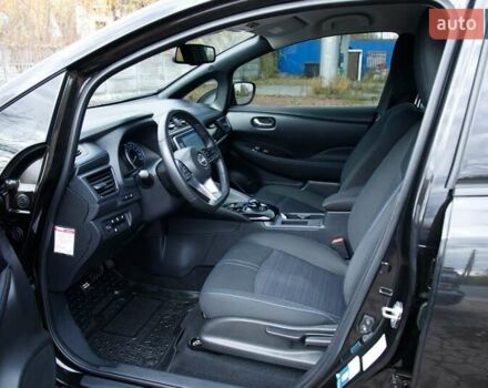 Черный Ниссан Лиф, объемом двигателя 0 л и пробегом 73 тыс. км за 15950 $, фото 63 на Automoto.ua