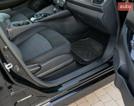 Черный Ниссан Лиф, объемом двигателя 0 л и пробегом 28 тыс. км за 21000 $, фото 46 на Automoto.ua