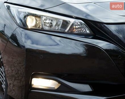 Черный Ниссан Лиф, объемом двигателя 0 л и пробегом 73 тыс. км за 15950 $, фото 34 на Automoto.ua