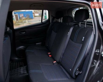 Черный Ниссан Лиф, объемом двигателя 0 л и пробегом 73 тыс. км за 15950 $, фото 73 на Automoto.ua