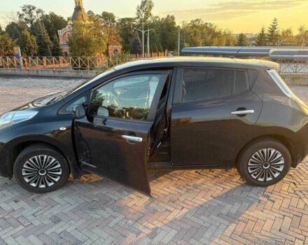 Чорний Ніссан Ліф, об'ємом двигуна 1 л та пробігом 219 тис. км за 4400 $, фото 2 на Automoto.ua