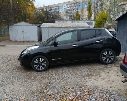 Черный Ниссан Лиф, объемом двигателя 0 л и пробегом 85 тыс. км за 8800 $, фото 7 на Automoto.ua