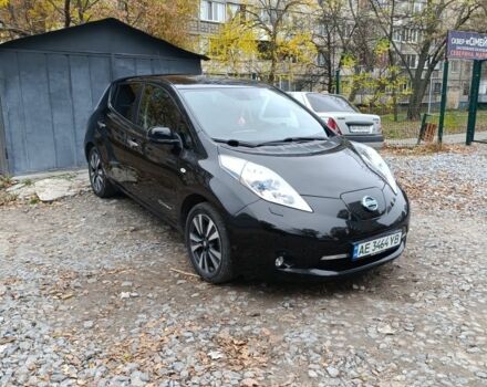 Черный Ниссан Лиф, объемом двигателя 0 л и пробегом 85 тыс. км за 8800 $, фото 6 на Automoto.ua