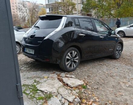 Черный Ниссан Лиф, объемом двигателя 0 л и пробегом 85 тыс. км за 8800 $, фото 8 на Automoto.ua