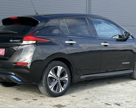 Черный Ниссан Лиф, объемом двигателя 0 л и пробегом 82 тыс. км за 16800 $, фото 7 на Automoto.ua