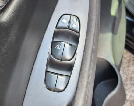 Черный Ниссан Лиф, объемом двигателя 0 л и пробегом 156 тыс. км за 8000 $, фото 11 на Automoto.ua