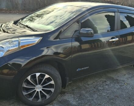 Черный Ниссан Лиф, объемом двигателя 0 л и пробегом 156 тыс. км за 8000 $, фото 5 на Automoto.ua