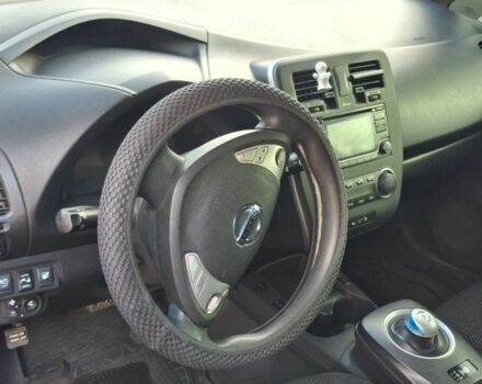 Черный Ниссан Лиф, объемом двигателя 0 л и пробегом 156 тыс. км за 8000 $, фото 13 на Automoto.ua