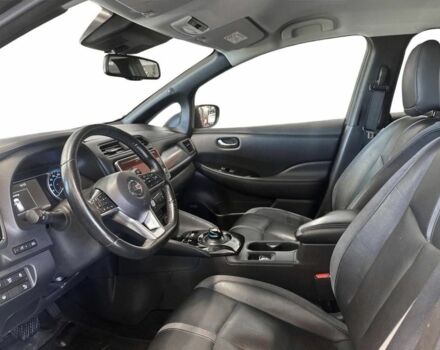 Черный Ниссан Лиф, объемом двигателя 0 л и пробегом 116 тыс. км за 12200 $, фото 4 на Automoto.ua