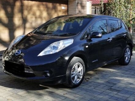 Чорний Ніссан Ліф, об'ємом двигуна 0 л та пробігом 160 тис. км за 5500 $, фото 1 на Automoto.ua