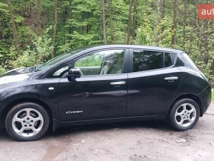 Черный Ниссан Лиф, объемом двигателя 0 л и пробегом 145 тыс. км за 5200 $, фото 1 на Automoto.ua