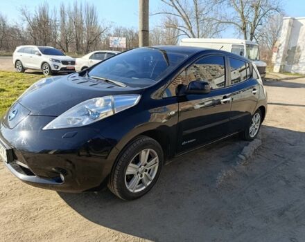 Черный Ниссан Лиф, объемом двигателя 0 л и пробегом 153 тыс. км за 4999 $, фото 1 на Automoto.ua