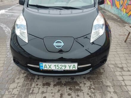 Черный Ниссан Лиф, объемом двигателя 0 л и пробегом 137 тыс. км за 5700 $, фото 1 на Automoto.ua