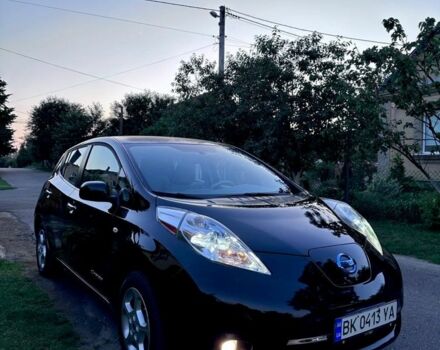 Черный Ниссан Лиф, объемом двигателя 0 л и пробегом 90 тыс. км за 5200 $, фото 1 на Automoto.ua