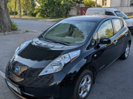 Черный Ниссан Лиф, объемом двигателя 0 л и пробегом 153 тыс. км за 4300 $, фото 1 на Automoto.ua