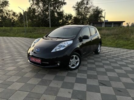 Черный Ниссан Лиф, объемом двигателя 0 л и пробегом 98 тыс. км за 5600 $, фото 1 на Automoto.ua