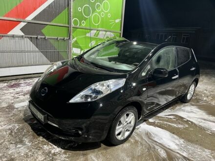 Черный Ниссан Лиф, объемом двигателя 0 л и пробегом 190 тыс. км за 5500 $, фото 1 на Automoto.ua