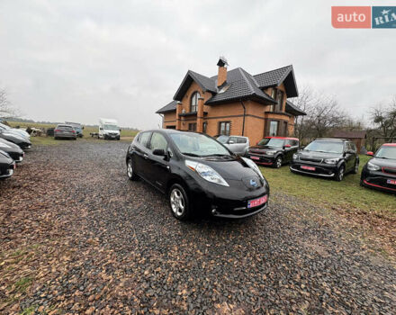 Чорний Ніссан Ліф, об'ємом двигуна 0 л та пробігом 97 тис. км за 4000 $, фото 1 на Automoto.ua