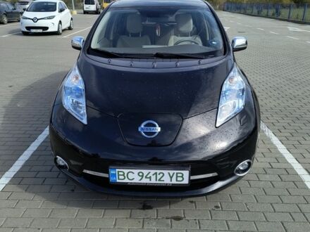 Черный Ниссан Лиф, объемом двигателя 0 л и пробегом 166 тыс. км за 4600 $, фото 1 на Automoto.ua