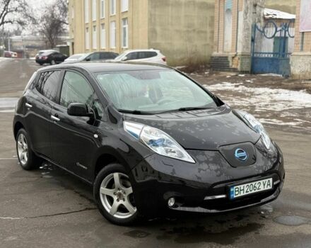 Черный Ниссан Лиф, объемом двигателя 0 л и пробегом 163 тыс. км за 3900 $, фото 1 на Automoto.ua