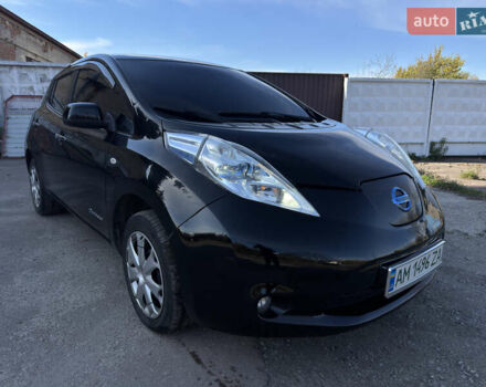 Ниссан Лиф 2013 в Коростышеве на Automoto.ua Черный Ниссан Лиф, объемом двигателя 0 л и пробегом 127 тыс. км за 3850 $, фото 1 на Automoto.ua