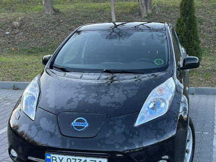 Черный Ниссан Лиф, объемом двигателя 0 л и пробегом 123 тыс. км за 6300 $, фото 1 на Automoto.ua