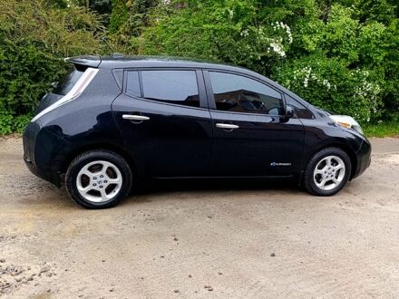 Черный Ниссан Лиф, объемом двигателя 0 л и пробегом 165 тыс. км за 6700 $, фото 1 на Automoto.ua