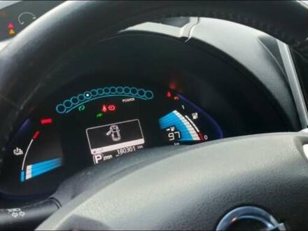 Чорний Ніссан Ліф, об'ємом двигуна 0 л та пробігом 180 тис. км за 7250 $, фото 1 на Automoto.ua