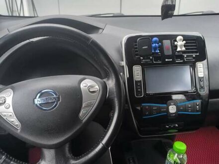 Чорний Ніссан Ліф, об'ємом двигуна 0 л та пробігом 127 тис. км за 7000 $, фото 1 на Automoto.ua
