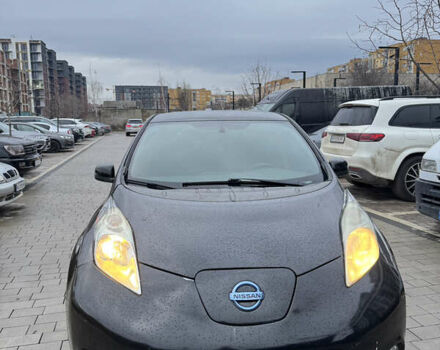 Черный Ниссан Лиф, объемом двигателя 0 л и пробегом 147 тыс. км за 4200 $, фото 1 на Automoto.ua