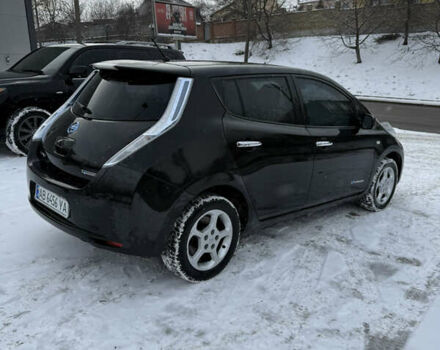 Черный Ниссан Лиф, объемом двигателя 0 л и пробегом 121 тыс. км за 7500 $, фото 1 на Automoto.ua