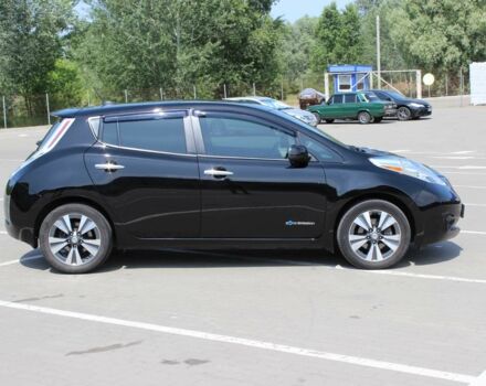 Чорний Ніссан Ліф, об'ємом двигуна 0 л та пробігом 114 тис. км за 6200 $, фото 1 на Automoto.ua