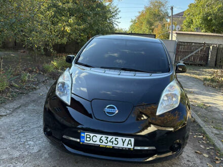 Черный Ниссан Лиф, объемом двигателя 0 л и пробегом 115 тыс. км за 6999 $, фото 1 на Automoto.ua