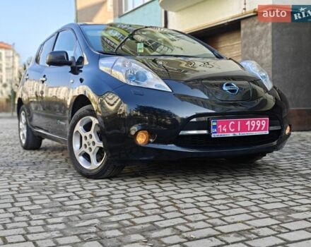 Чорний Ніссан Ліф, об'ємом двигуна 0 л та пробігом 166 тис. км за 5750 $, фото 1 на Automoto.ua