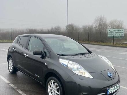 Черный Ниссан Лиф, объемом двигателя 0 л и пробегом 155 тыс. км за 7200 $, фото 1 на Automoto.ua