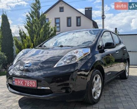 Чорний Ніссан Ліф, об'ємом двигуна 0 л та пробігом 120 тис. км за 7400 $, фото 1 на Automoto.ua