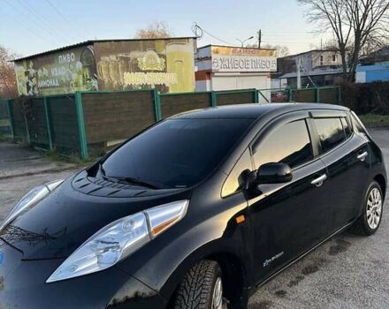 Черный Ниссан Лиф, объемом двигателя 0 л и пробегом 126 тыс. км за 7000 $, фото 1 на Automoto.ua