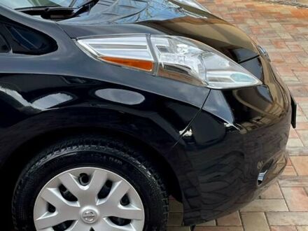 Черный Ниссан Лиф, объемом двигателя 0 л и пробегом 180 тыс. км за 8000 $, фото 1 на Automoto.ua