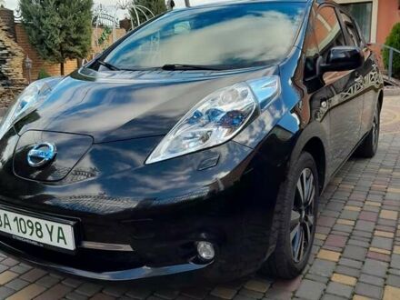 Чорний Ніссан Ліф, об'ємом двигуна 0 л та пробігом 137 тис. км за 8600 $, фото 1 на Automoto.ua
