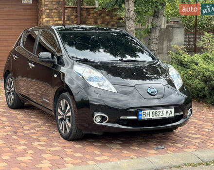 Чорний Ніссан Ліф, об'ємом двигуна 0 л та пробігом 127 тис. км за 8000 $, фото 1 на Automoto.ua