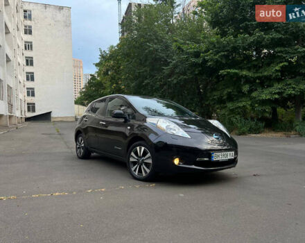 Чорний Ніссан Ліф, об'ємом двигуна 0 л та пробігом 145 тис. км за 6500 $, фото 1 на Automoto.ua