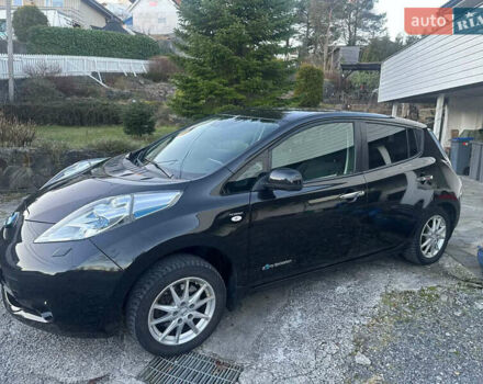 Черный Ниссан Лиф, объемом двигателя 0 л и пробегом 154 тыс. км за 8500 $, фото 1 на Automoto.ua