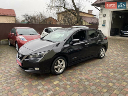 Чорний Ніссан Ліф, об'ємом двигуна 0 л та пробігом 145 тис. км за 12100 $, фото 1 на Automoto.ua