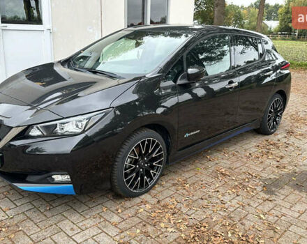 Чорний Ніссан Ліф, об'ємом двигуна 0 л та пробігом 108 тис. км за 12499 $, фото 1 на Automoto.ua