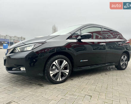 Черный Ниссан Лиф, объемом двигателя 0 л и пробегом 82 тыс. км за 11855 $, фото 1 на Automoto.ua