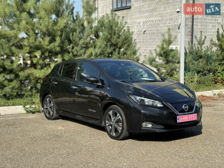 Чорний Ніссан Ліф, об'ємом двигуна 0 л та пробігом 111 тис. км за 12200 $, фото 1 на Automoto.ua