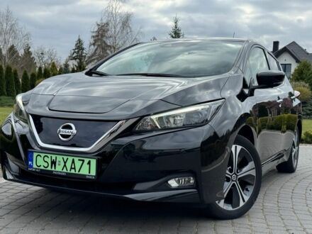 Черный Ниссан Лиф, объемом двигателя 0 л и пробегом 119 тыс. км за 12500 $, фото 1 на Automoto.ua