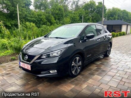 Ниссан Лиф 2018 в Ровно на Automoto.ua Черный Ниссан Лиф, объемом двигателя 0.11 л и пробегом 108 тыс. км за 11500 $, фото 1 на Automoto.ua